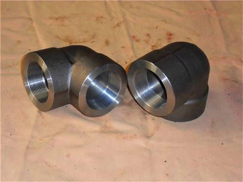 Aleación de acero ASTM A 182 F 5 / F 9 / F 11 / F 12 / F 22 / F 9 1 codo roscado