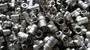ASME SA - 182  ASTM A 182  F 347  Tee de soldadura de casquillo