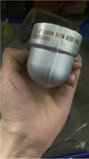 ASTM A182 F304 CODO SW DE 90 GRADOS